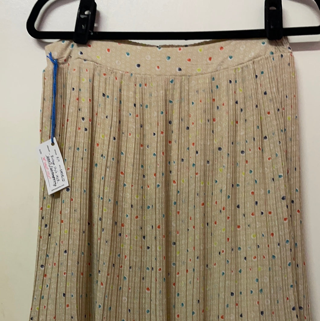 Vintage style skirt dots