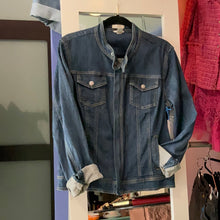 Load image into Gallery viewer, Denim 1990’s jacket
